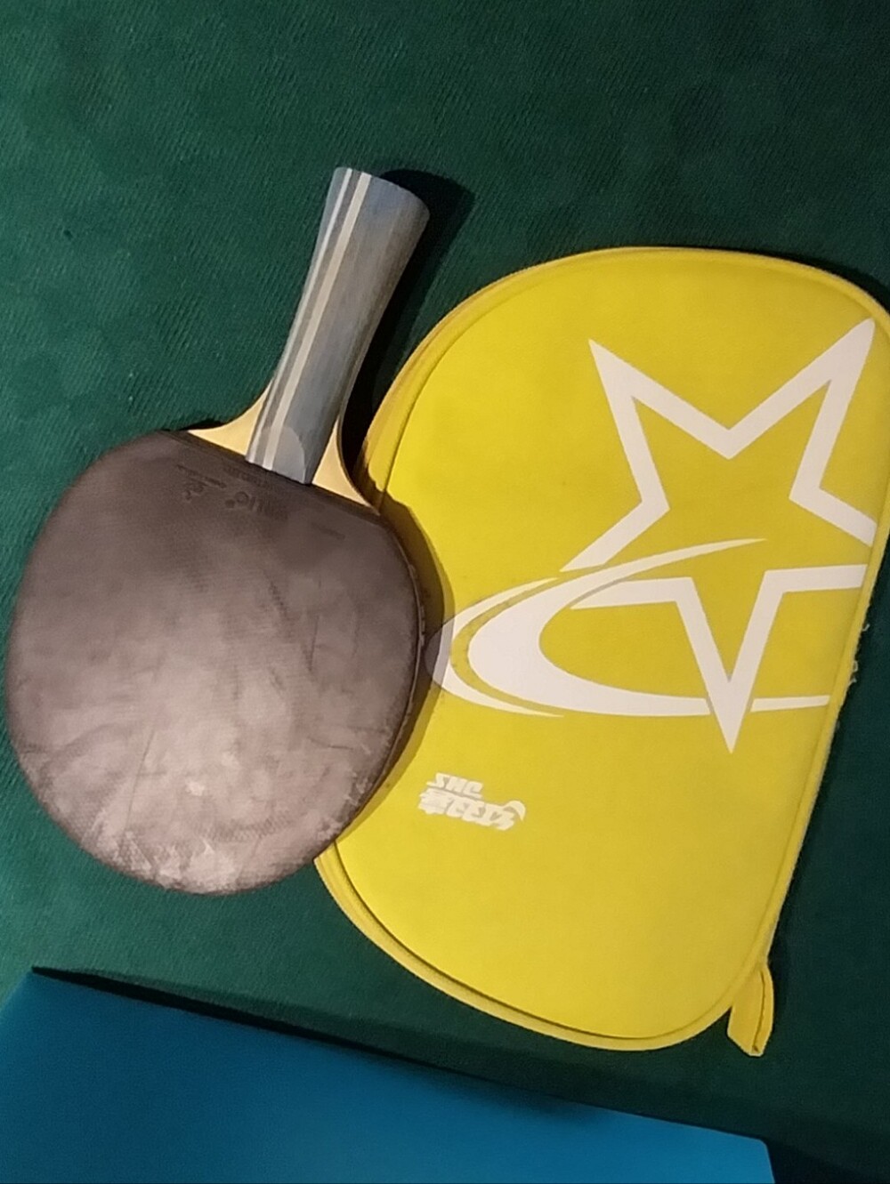 Table Tennis Paddle With Yellow Cover Included - Picture 3 of 3